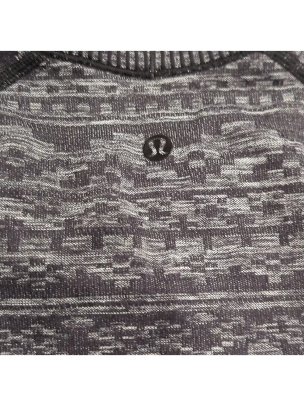 Lululemon Rest less Pullover Heathered Black